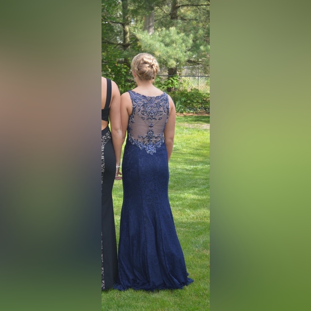 Prom dress - Picture 7 of 7